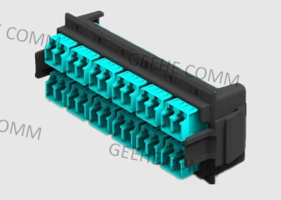 Front Facing Multimode OM3 100G MTP zu Schalttafel LC HD