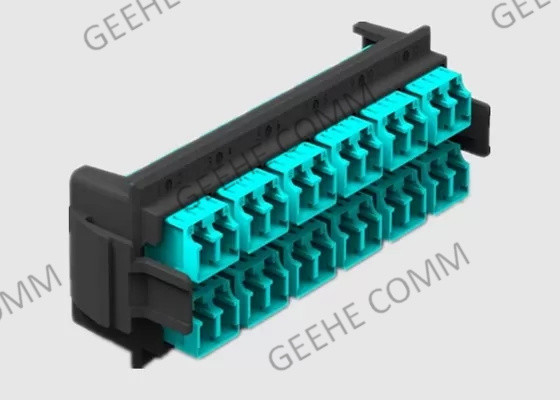 Front Facing Multimode OM3 100G MTP zu Schalttafel LC HD