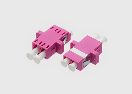 LC-/UPClichtwellenleiter-Adapter-Duplex Millimeter OM4 flanschte Faser Violet Mikrolinks OM4